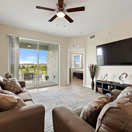 Triple Header Storey Lake By Shine Villas 700